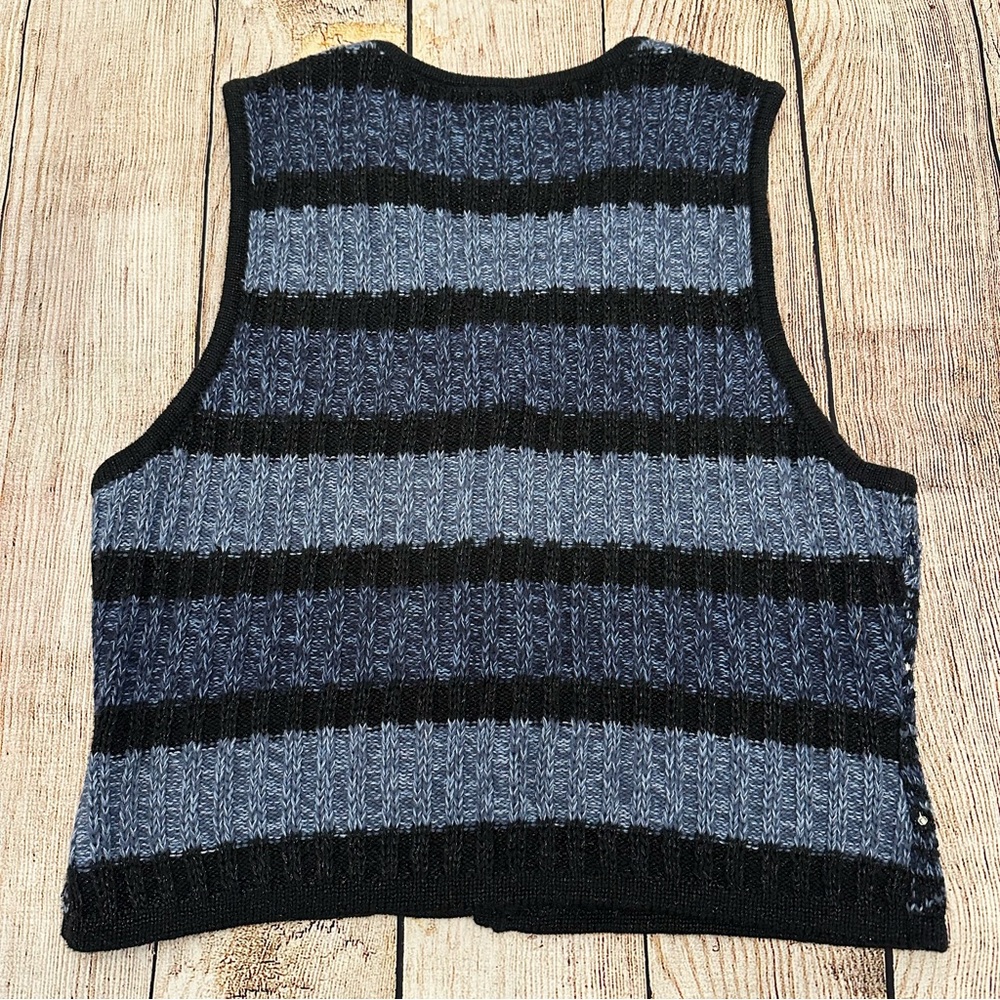 Vintage Sweater Vest Small Blue Fair Isle 90s Y2K Beaded Whimsigoth Cabincore - Picture 7 of 7